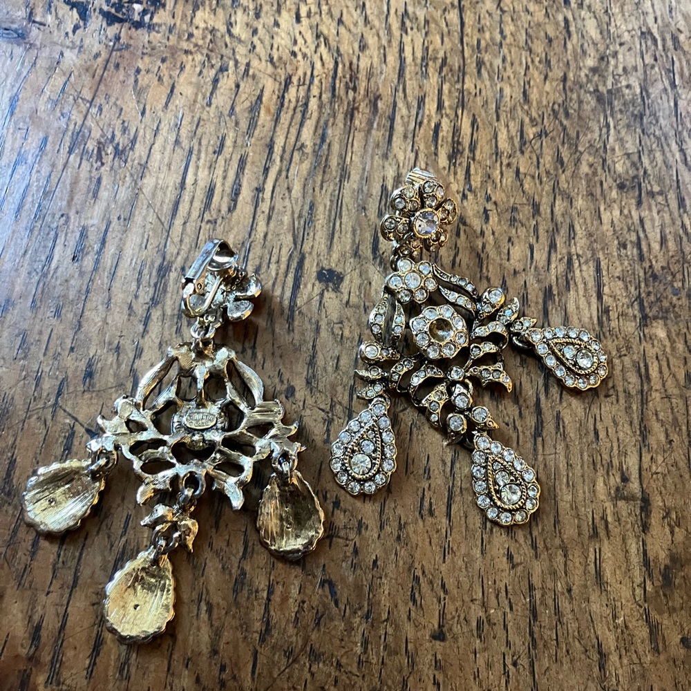 Elegant Gold Chandelier Earrings
